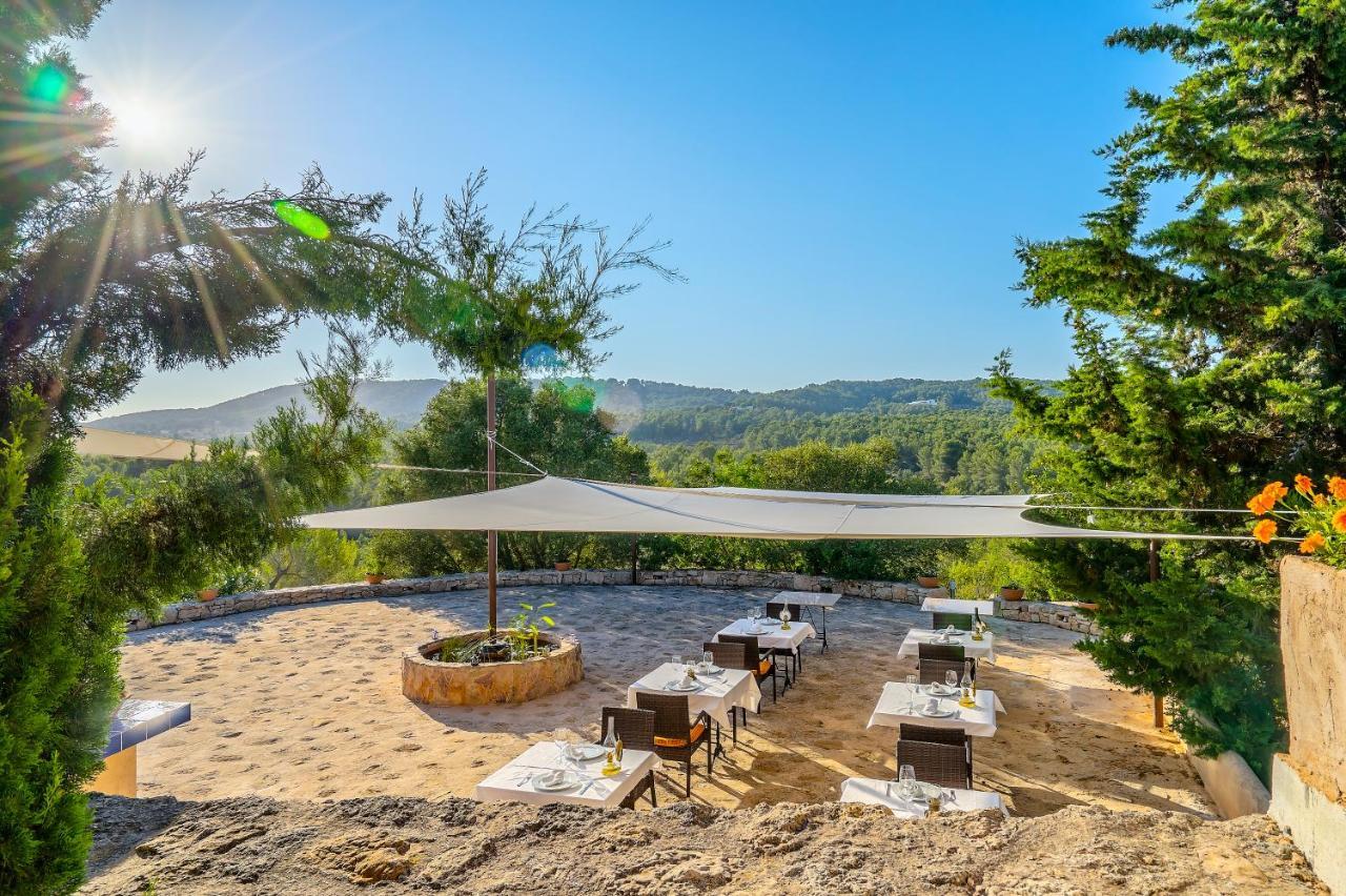 Pere Lifestyle & 4* Cala Llonga (Ibiza)